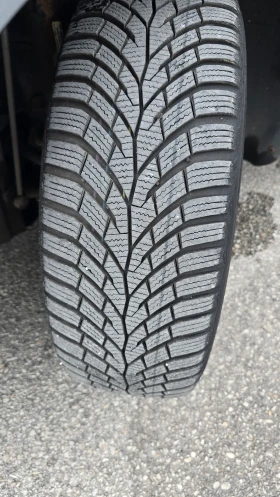 VW Golf 1.6 ТДИ 4-Motion, 105  к.с, 2012г - 7300 € / 14277.56 лв. - 62954375 12