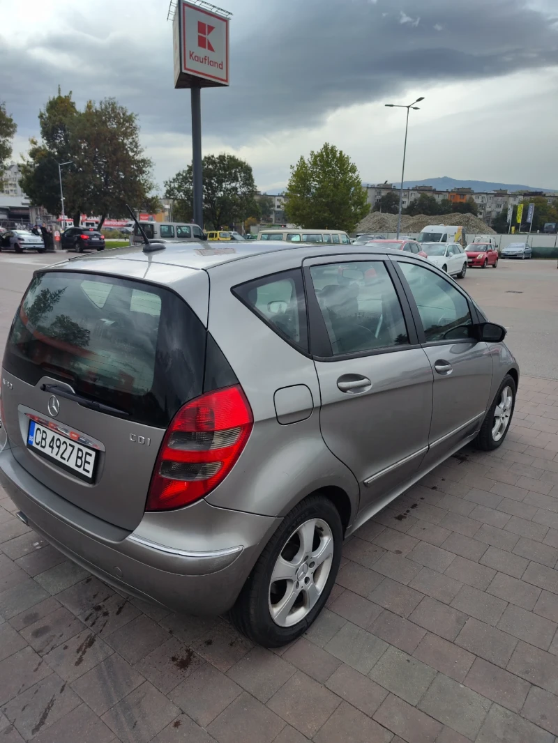 Mercedes-Benz A 180, снимка 4 - Автомобили и джипове - 47588991