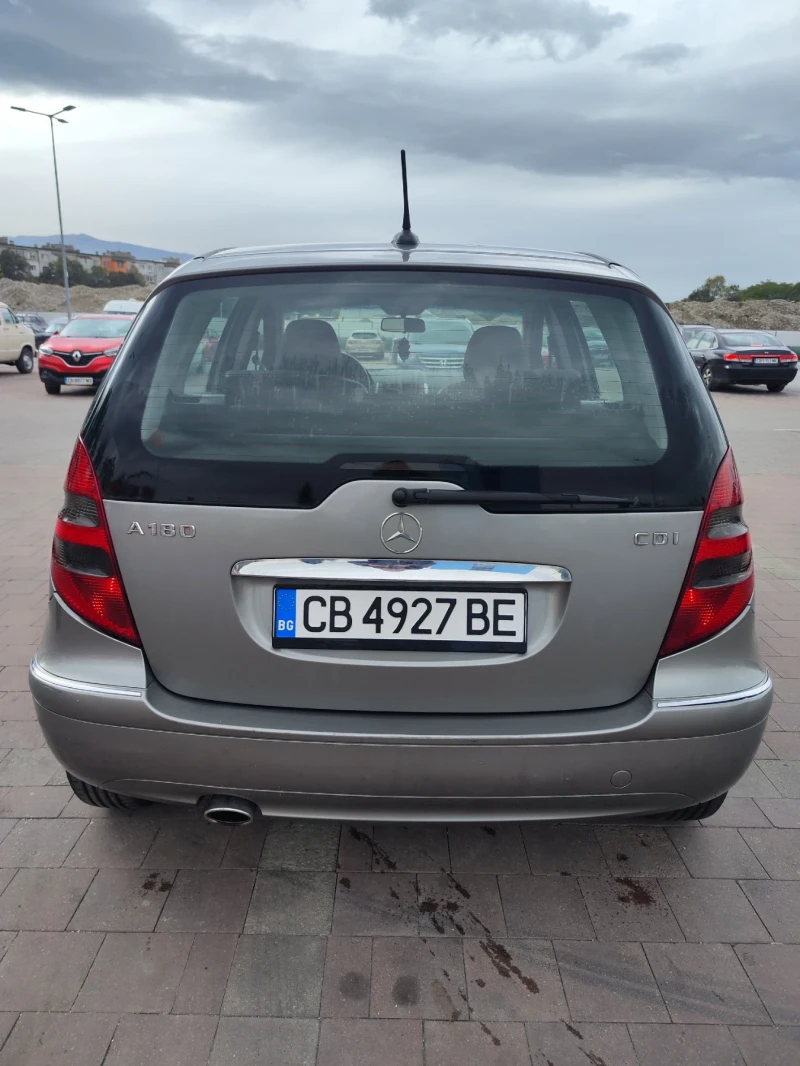 Mercedes-Benz A 180, снимка 5 - Автомобили и джипове - 47588991