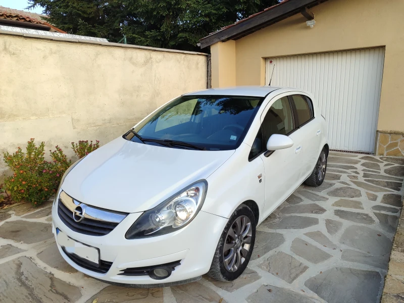 Opel Corsa D 111 Automatic, снимка 2 - Автомобили и джипове - 48221386