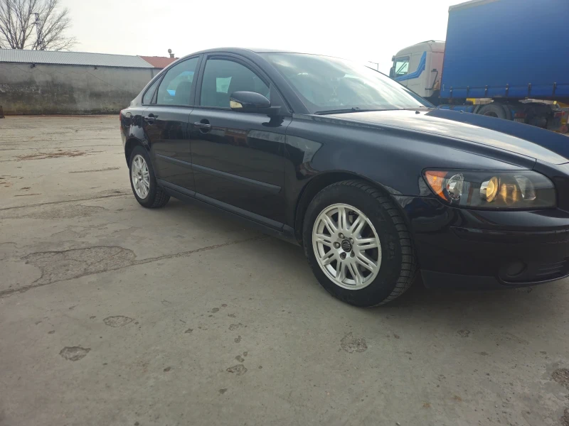 Volvo S40, снимка 8 - Автомобили и джипове - 48953660