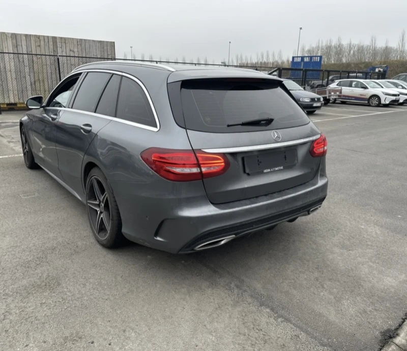 Mercedes-Benz C 220 9G/DISTRONIC/ПОДГРЕВ/AMG LINE/AMBIENT, снимка 5 - Автомобили и джипове - 49199427