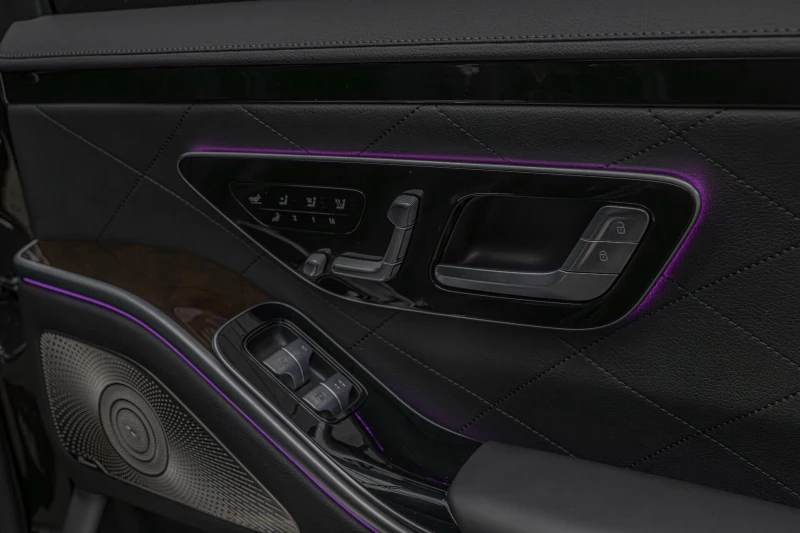 Mercedes-Benz S 500 AMG/4Matic/Long/Burmester/Обдухване/Панорама, снимка 10 - Автомобили и джипове - 49756781