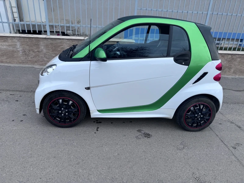 Smart Fortwo, снимка 2 - Автомобили и джипове - 52680607