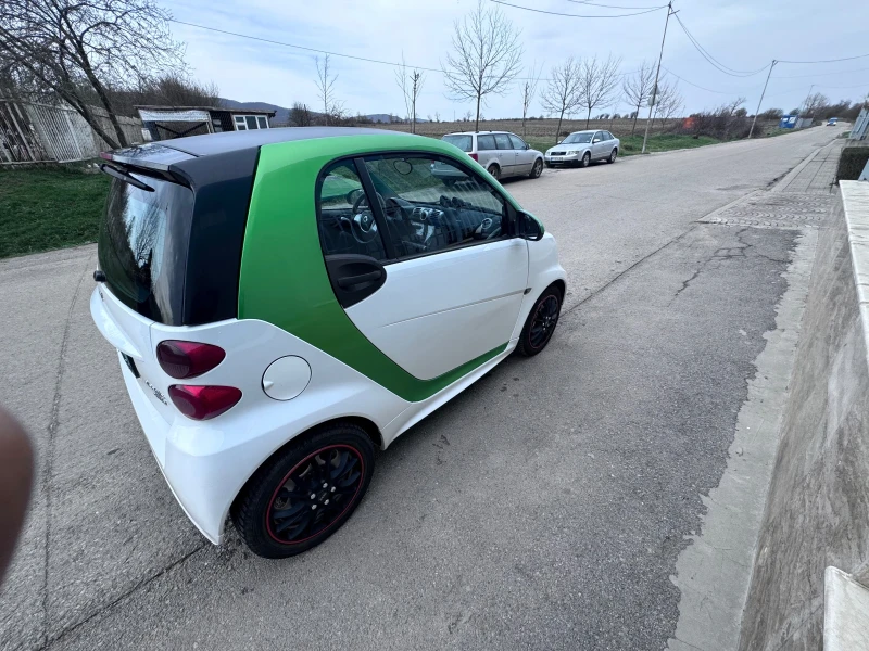 Smart Fortwo, снимка 4 - Автомобили и джипове - 52680607