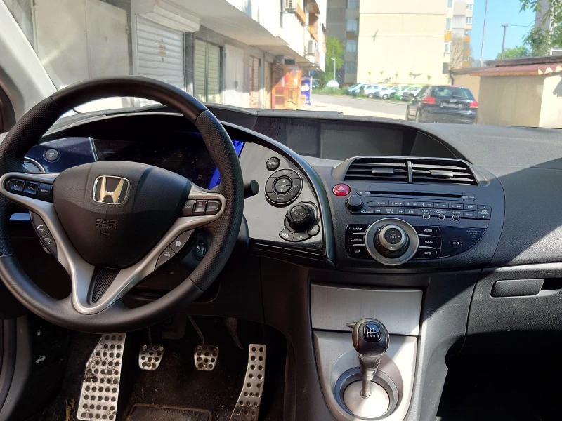 Honda Civic 2.2cdti, снимка 8 - Автомобили и джипове - 52251112