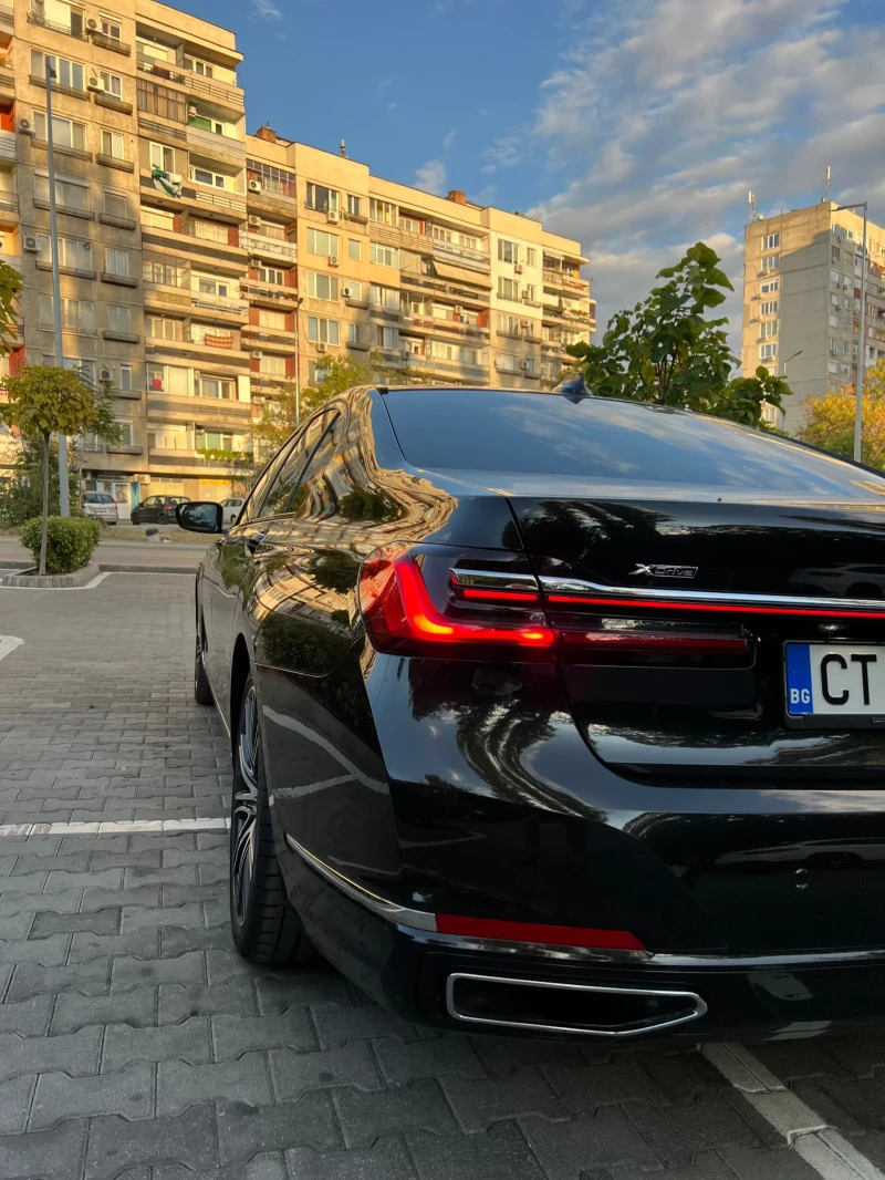 BMW 740 X Drive Harman HUD LASER, снимка 5 - Автомобили и джипове - 52435794