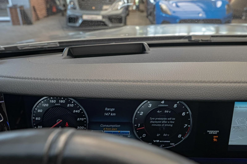 Mercedes-Benz S 63 AMG Coupe/Burmester/AirMatic/HuD/Камера360/53000КМ/4M+, снимка 8 - Автомобили и джипове - 52007955