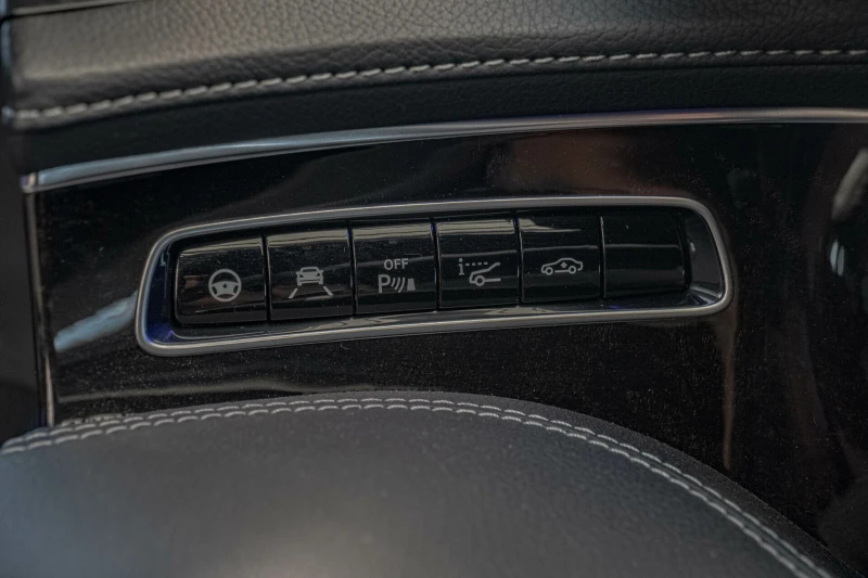 Mercedes-Benz S 63 AMG Coupe/Burmester/AirMatic/HuD/Камера360/53000КМ/4M+, снимка 7 - Автомобили и джипове - 52007955