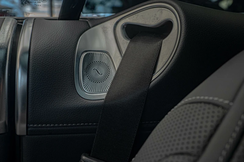 Mercedes-Benz S 63 AMG Coupe/Burmester/AirMatic/HuD/Камера360/53000КМ/4M+, снимка 12 - Автомобили и джипове - 52007955