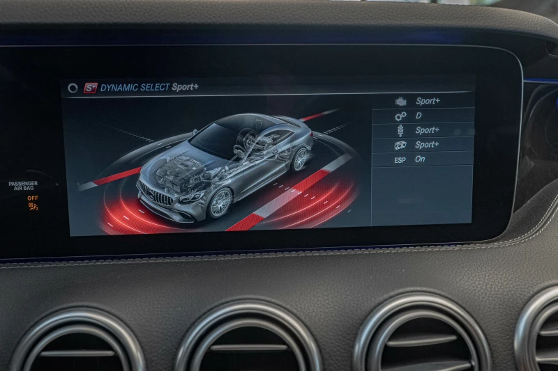 Mercedes-Benz S 63 AMG Coupe/Burmester/AirMatic/HuD/Камера360/53000КМ/4M+, снимка 11 - Автомобили и джипове - 52007955