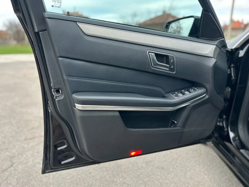 Mercedes-Benz E 220 E220CDI, снимка 5 - Автомобили и джипове - 52703715