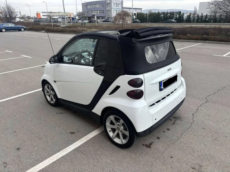 Smart Fortwo ПЕРФЕКТЕН , снимка 2 - Автомобили и джипове - 52838914