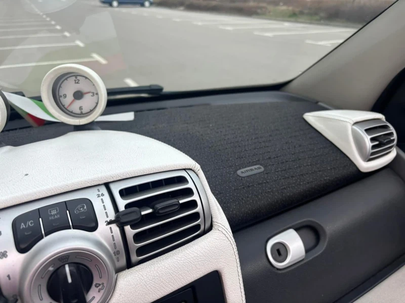 Smart Fortwo ПЕРФЕКТЕН , снимка 5 - Автомобили и джипове - 52838914