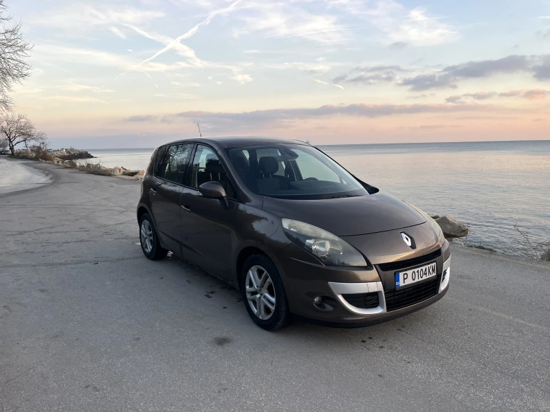 Renault Scenic XMod, снимка 8 - Автомобили и джипове - 52875860
