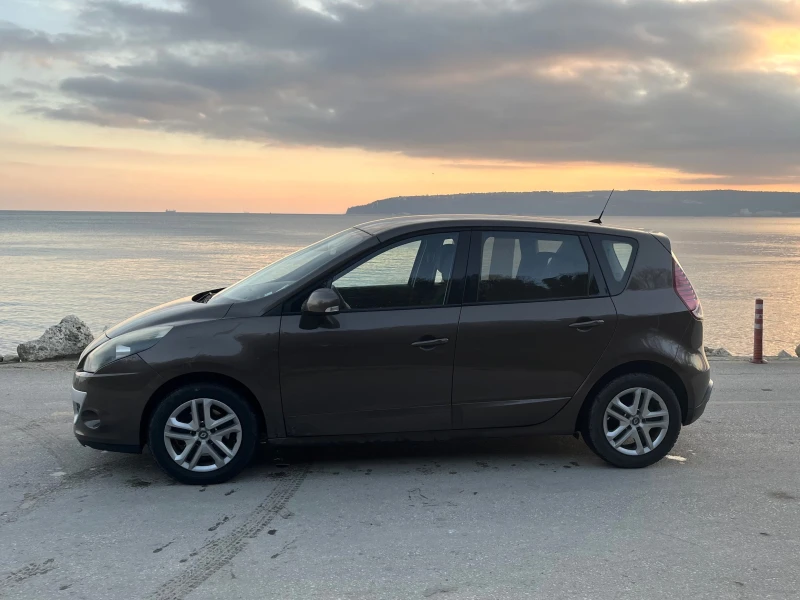 Renault Scenic XMod, снимка 2 - Автомобили и джипове - 52875860