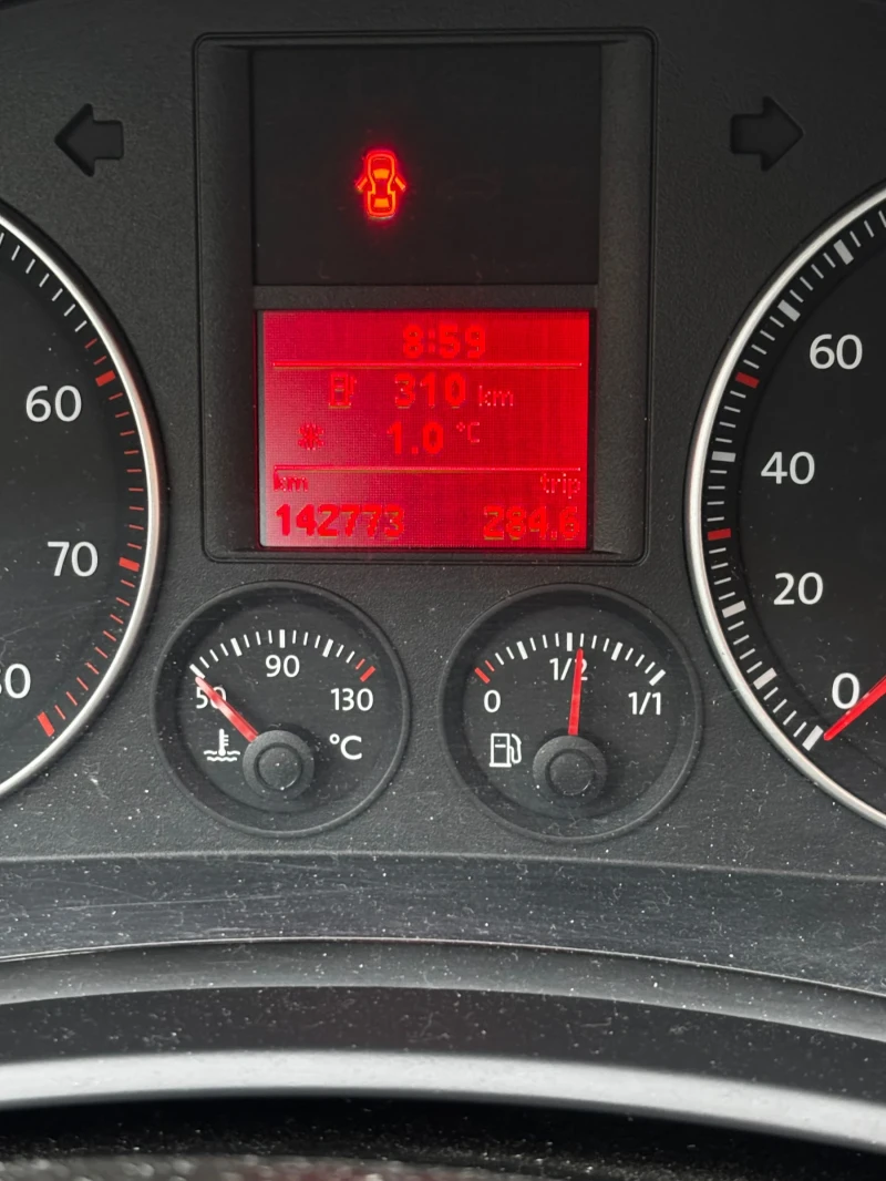 VW Golf 1.4, снимка 15 - Автомобили и джипове - 53051088