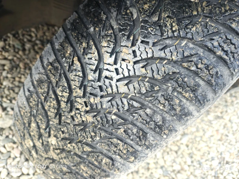 Renault Scenic 1.9 dci klimatronik , снимка 17 - Автомобили и джипове - 53139758