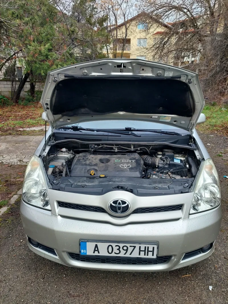 Toyota Corolla verso, снимка 15 - Автомобили и джипове - 53293360