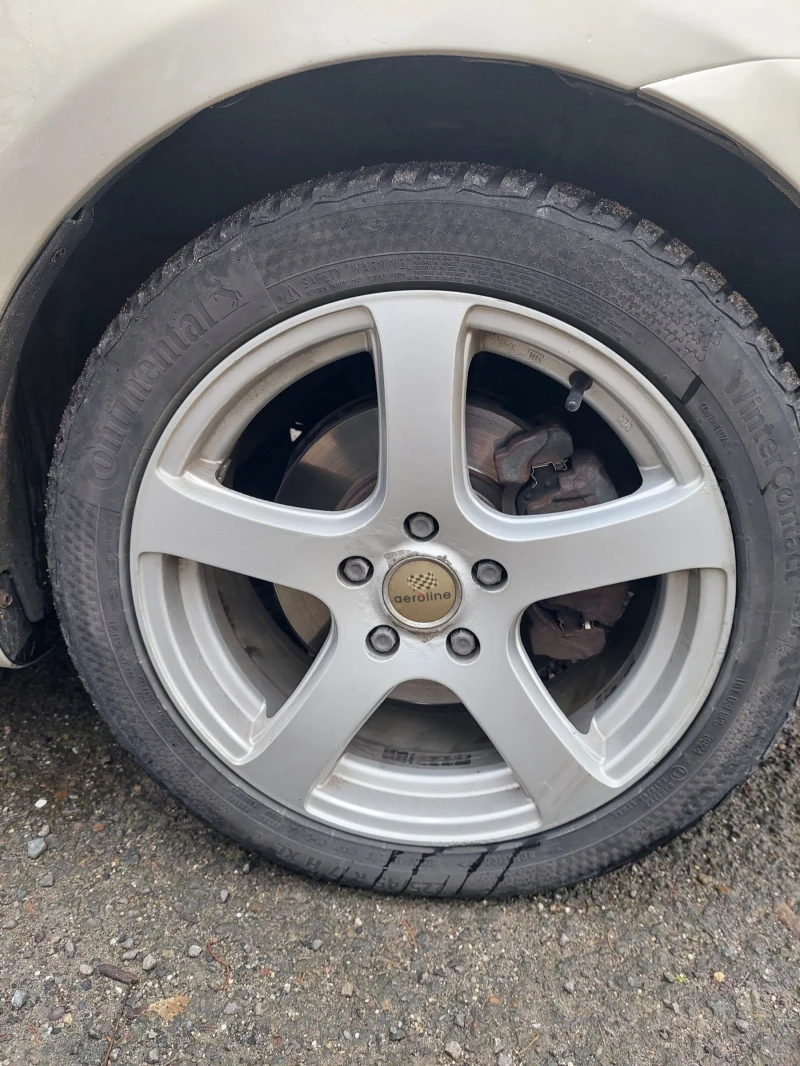 Toyota Corolla verso, снимка 13 - Автомобили и джипове - 53293360