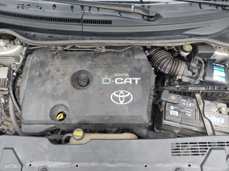 Toyota Corolla verso, снимка 14 - Автомобили и джипове - 53293360