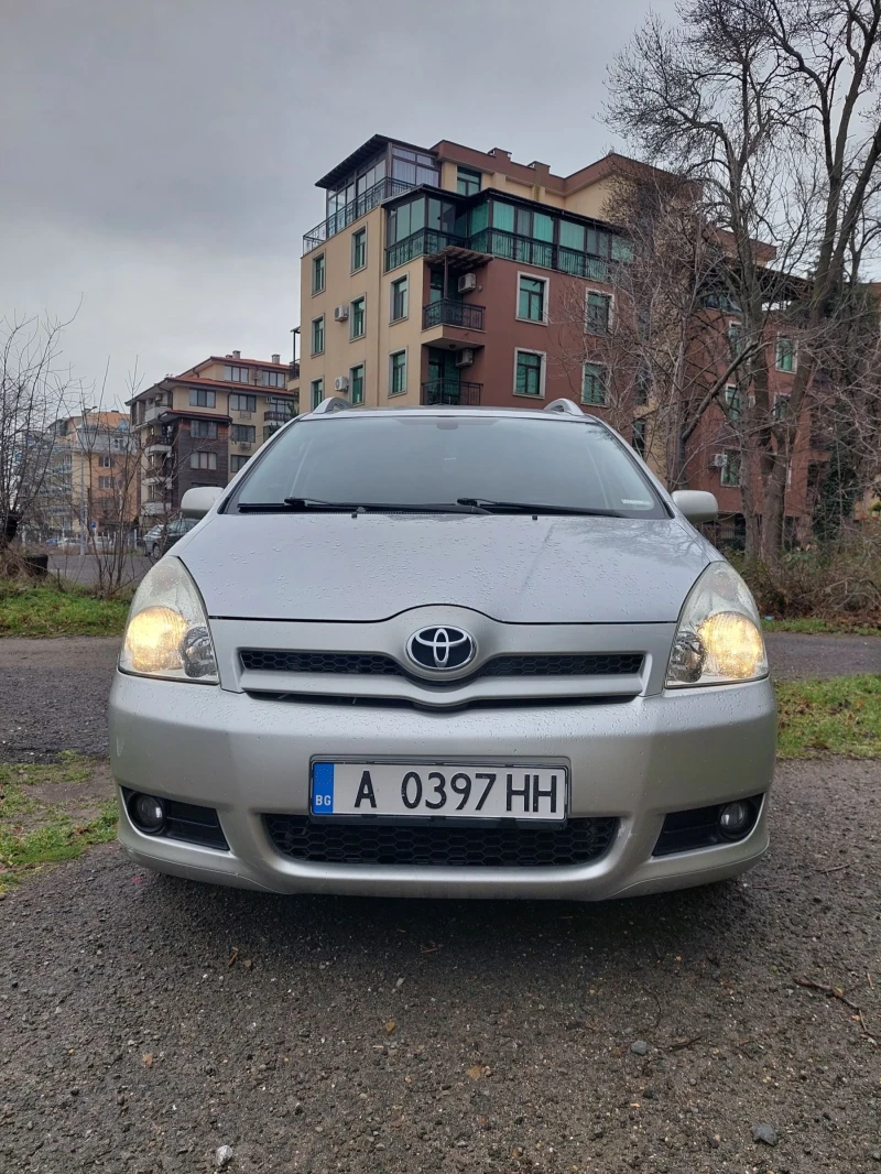 Toyota Corolla verso, снимка 2 - Автомобили и джипове - 53293360