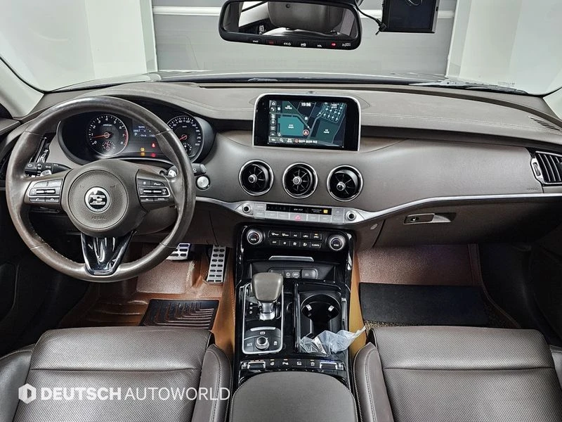 Kia Stinger 3.3 Turbo 2WD| 365�.�.| ���.��������� | Mobile.bg � ����������� 7