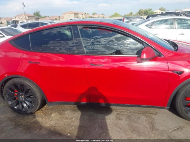 Tesla Model Y PERFORMANCE* DUAL MOTOR* ALL-WHEEL* DRIVE, снимка 6 - Автомобили и джипове - 55642525