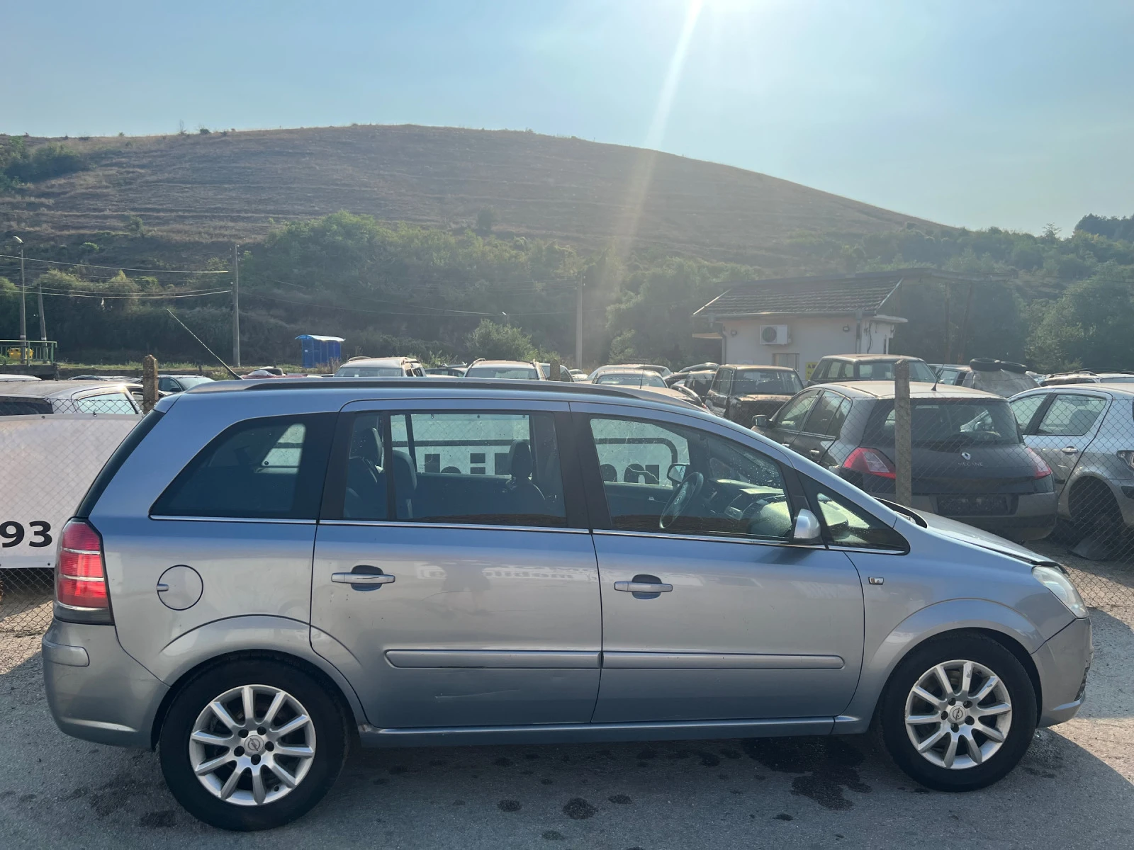 Opel Zafira 1.9 dci 120 кс - изображение 3