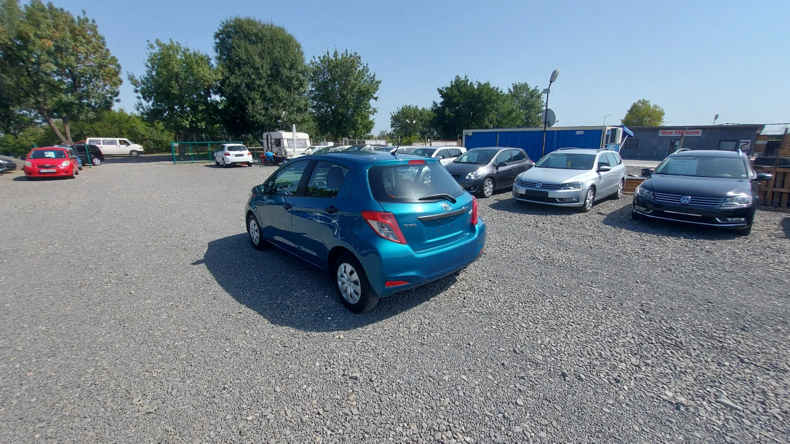 Toyota Yaris 1.0i 69к.с. - изображение 4