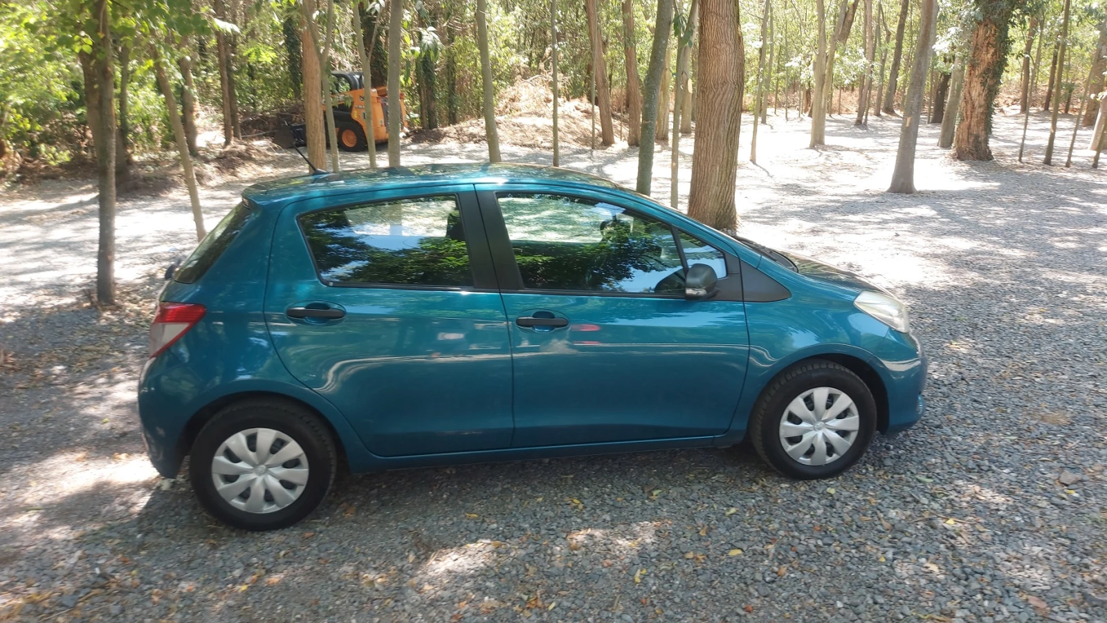 Toyota Yaris 1.0i 69к.с. - изображение 4
