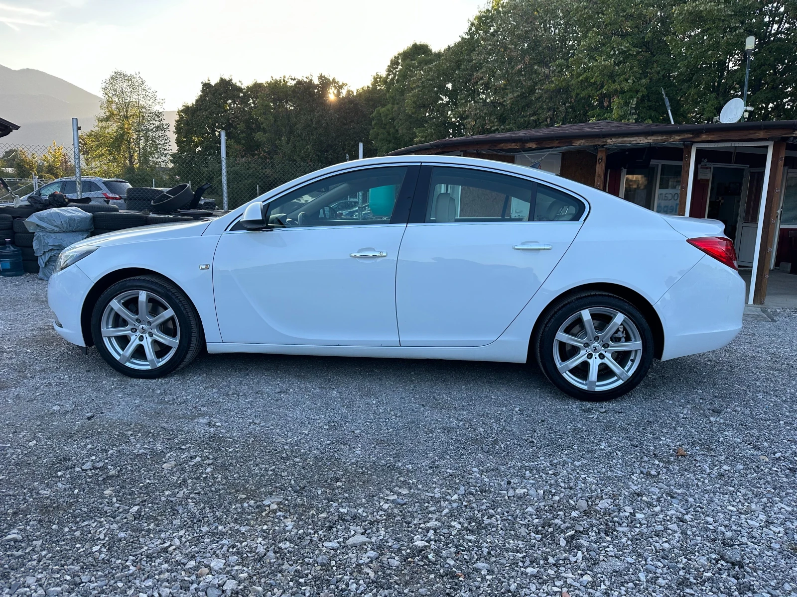 Opel Insignia 2, 0CDTI 160kc AUTOMAT FULLLL - изображение 2