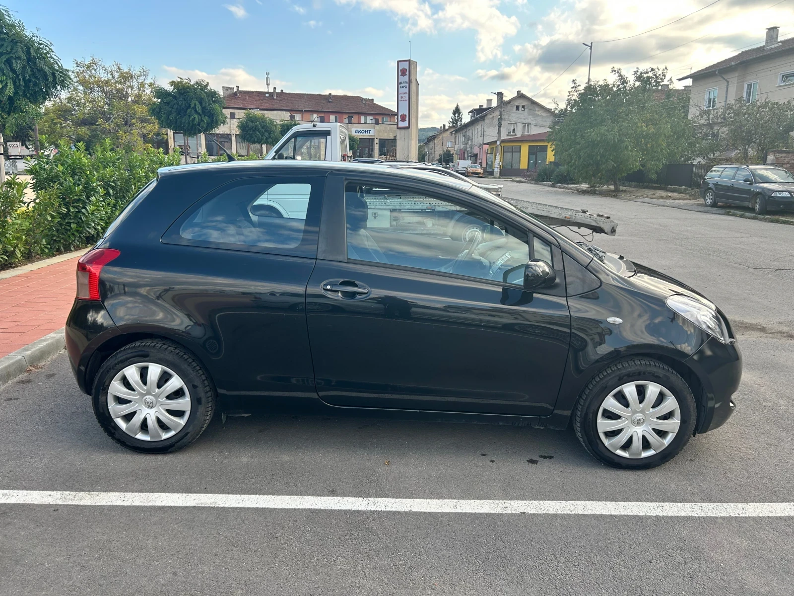 Toyota Yaris 1.3vvt-i клима  - изображение 6