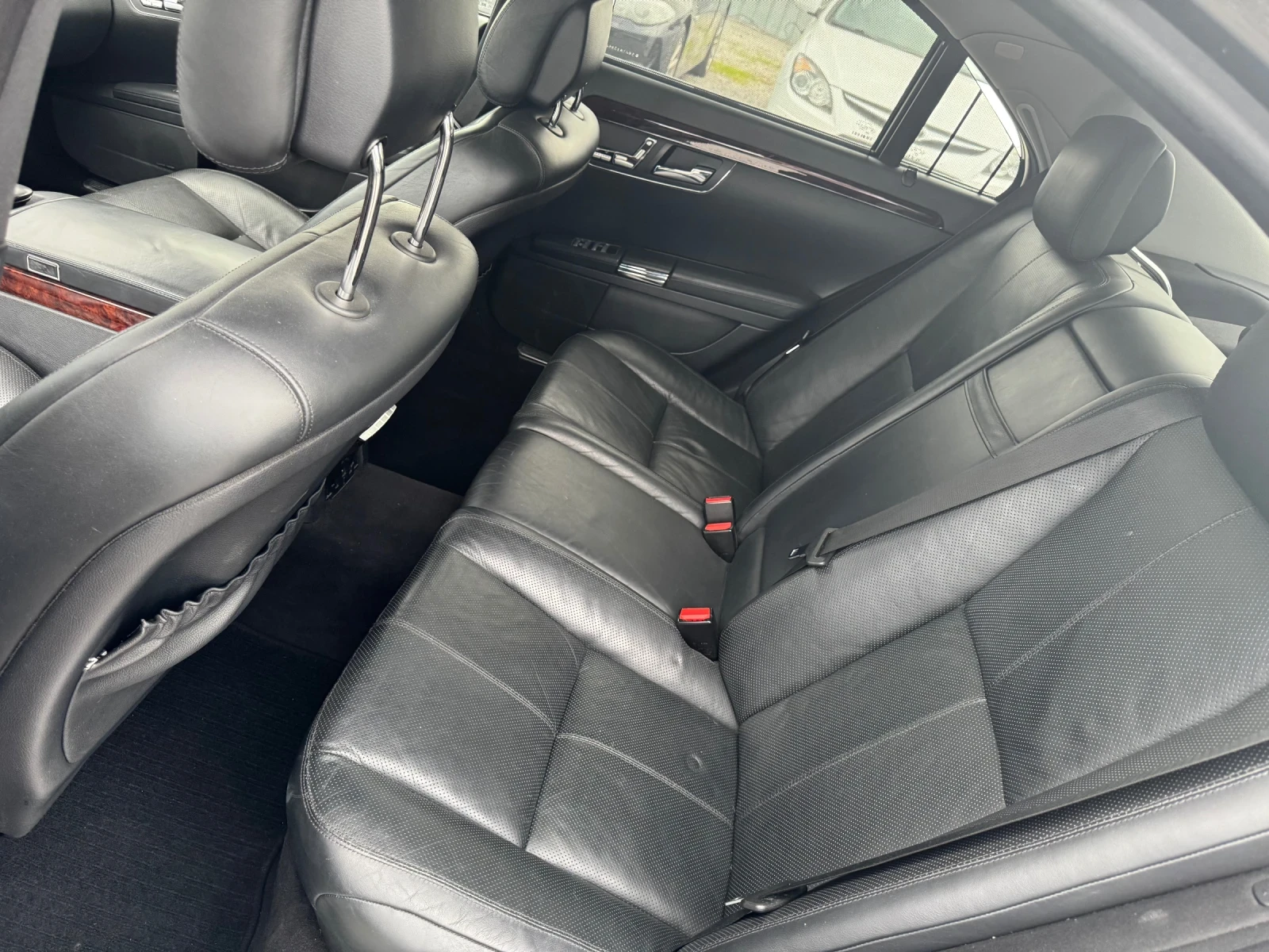 Mercedes-Benz S 500 / 450 / 4 MATIC / НОВ ГАЗОВ ИНЖЕКЦИОН / V8 - изображение 9