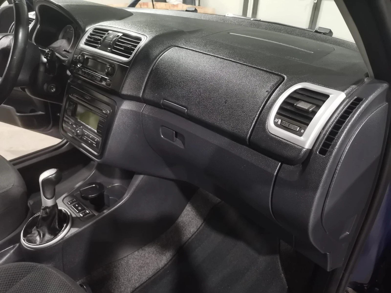 Skoda Fabia  - изображение 8