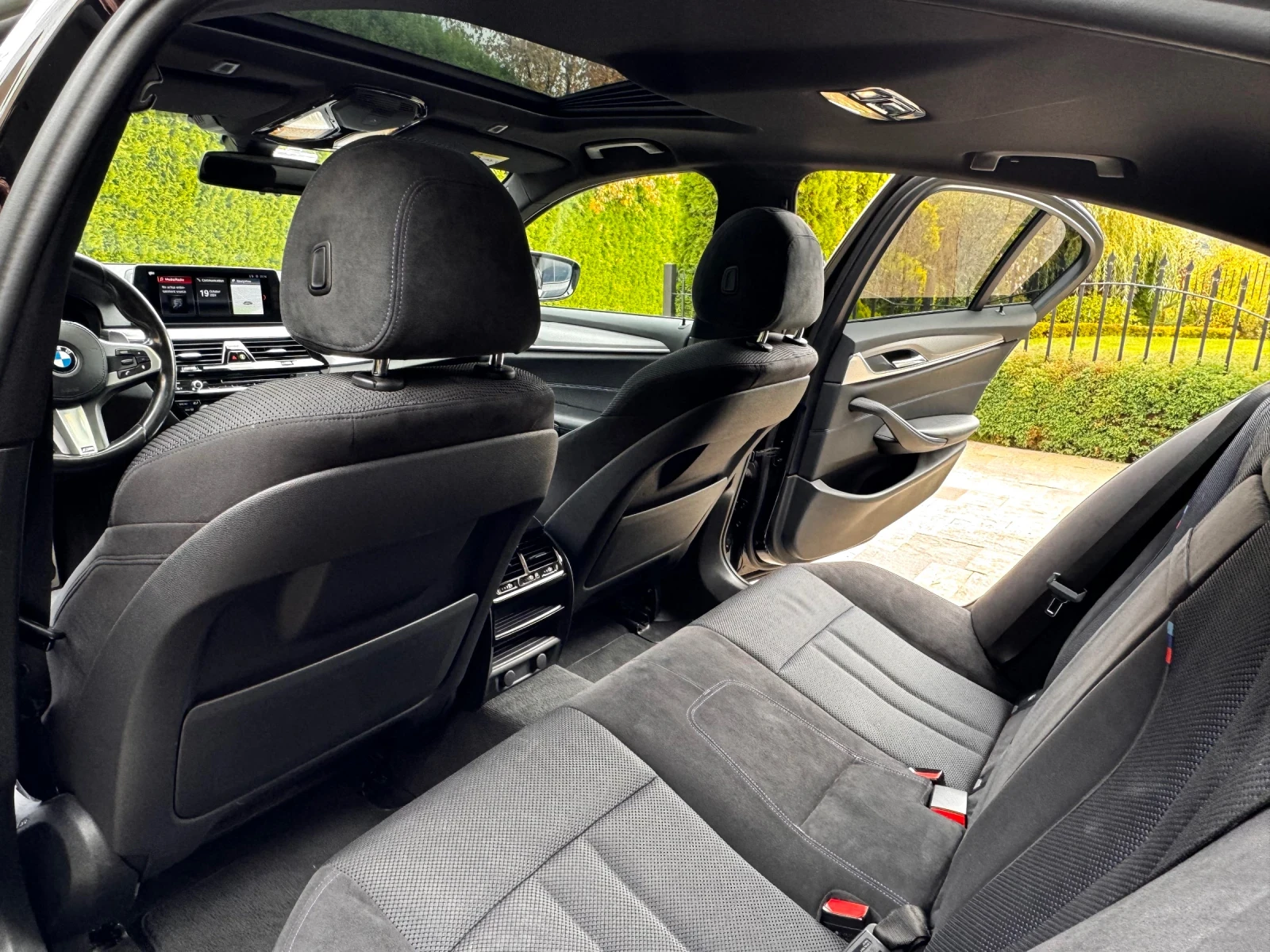 BMW 530 530d xDrive - изображение 8