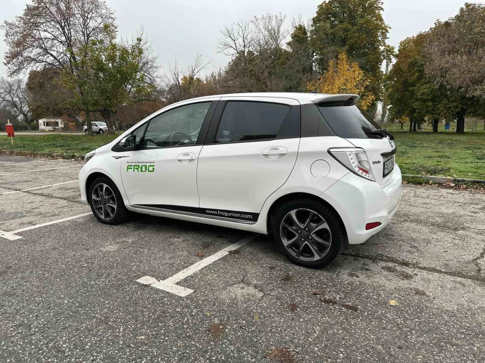 Toyota Yaris SOHO - изображение 3