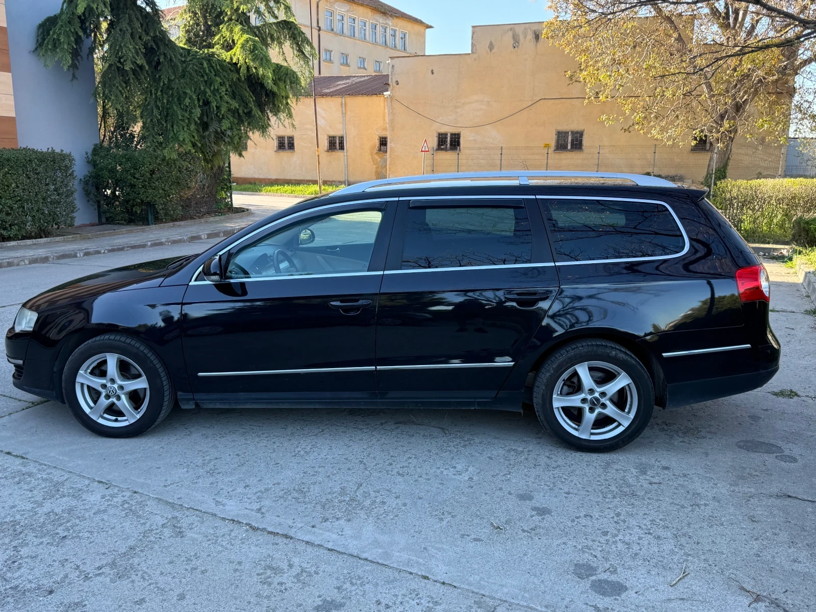 VW Passat, снимка 5 - Автомобили и джипове - 54321361