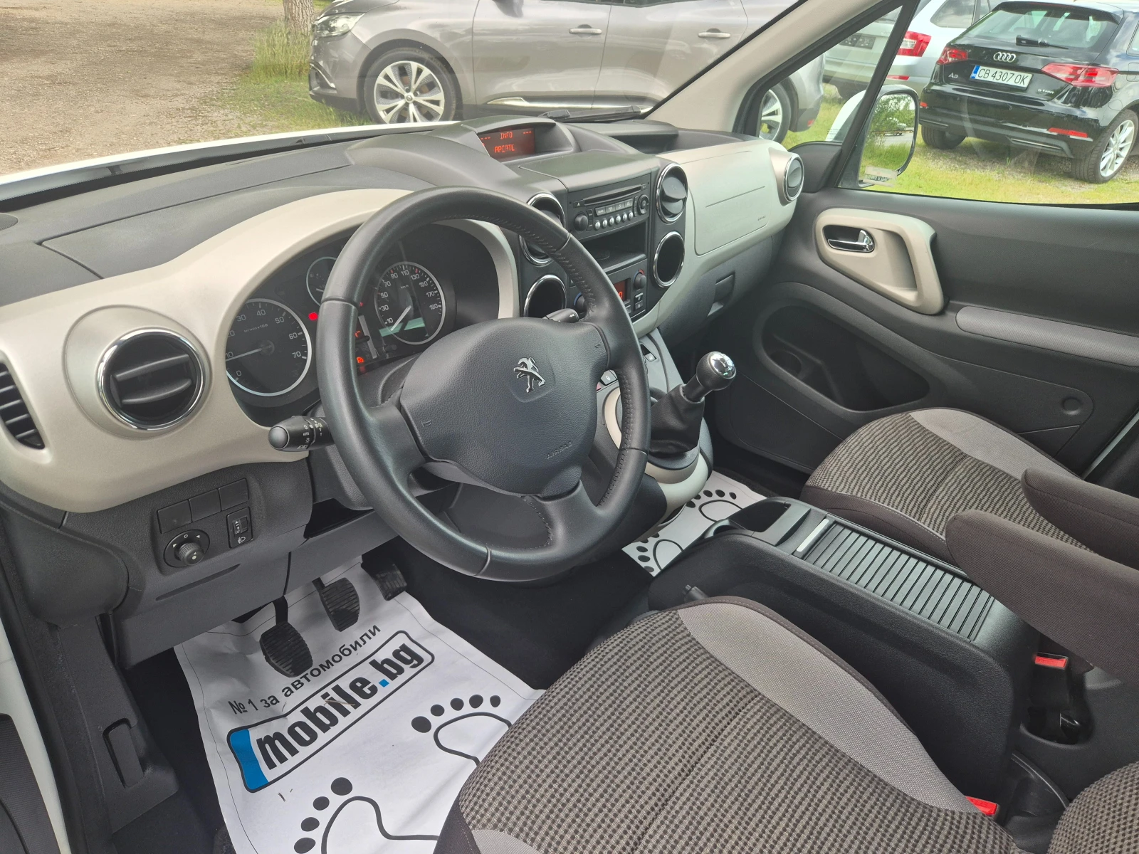 Peugeot Partner 1.6HDI 5 MEСТА ПЪТНИЧЕСКИ 2БР. СТР. ВРАТИ ВНОС ИТА, снимка 10 - Автомобили и джипове - 54566133