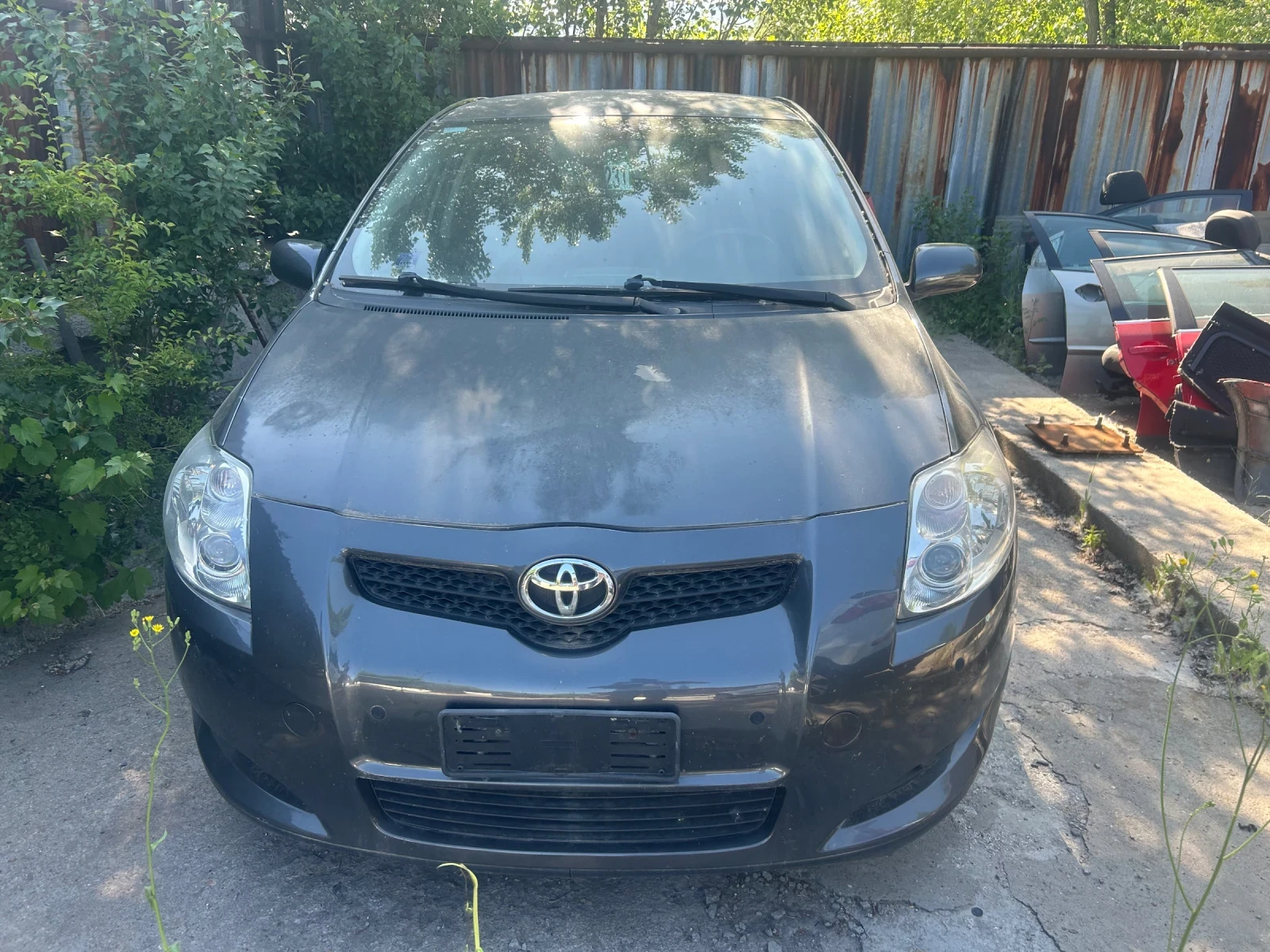 Toyota Auris 2.0 D4D, снимка 2 - Автомобили и джипове - 54755238
