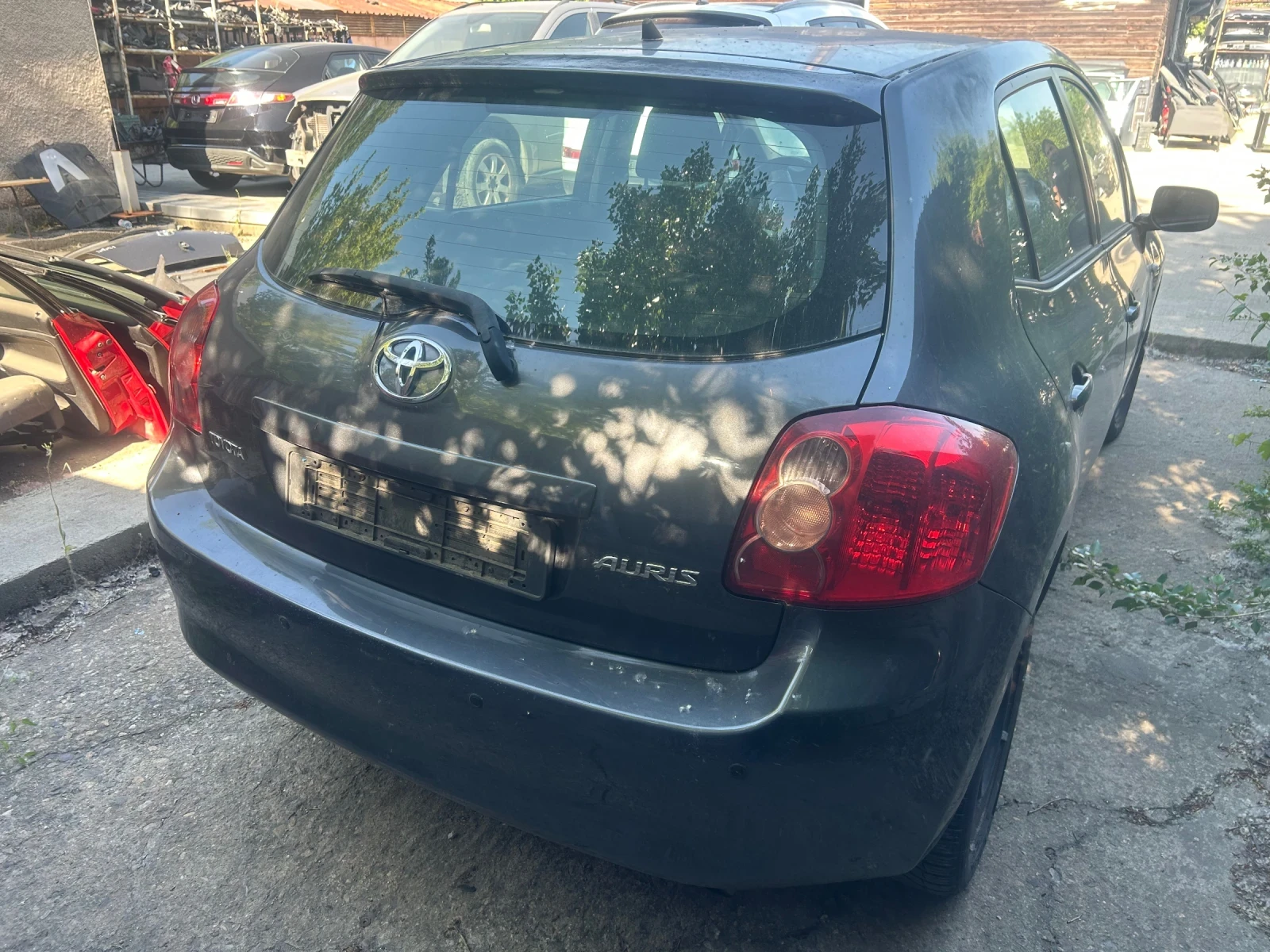Toyota Auris 2.0 D4D, снимка 5 - Автомобили и джипове - 54755238