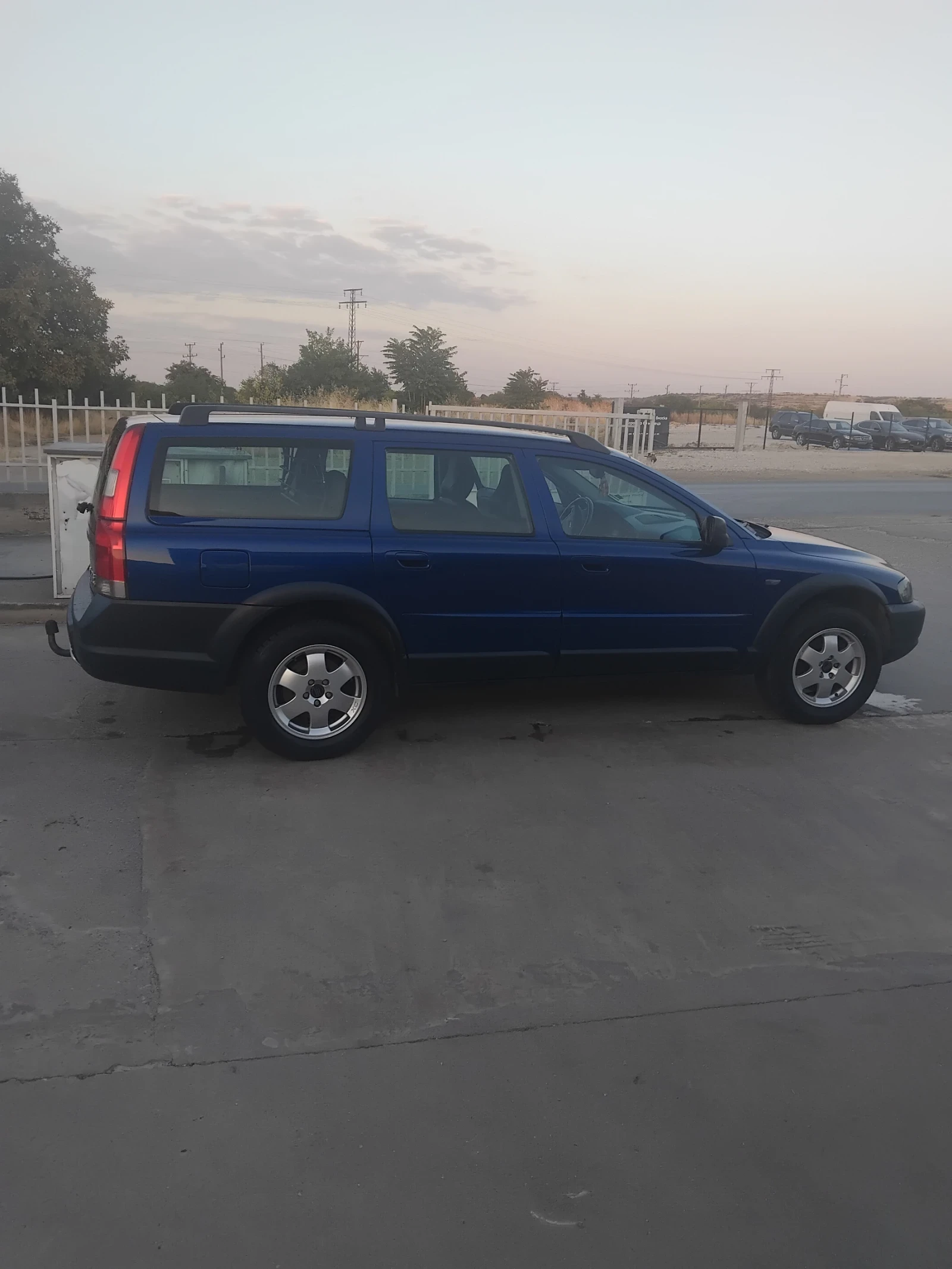 Volvo Xc70, снимка 3 - Автомобили и джипове - 55638873