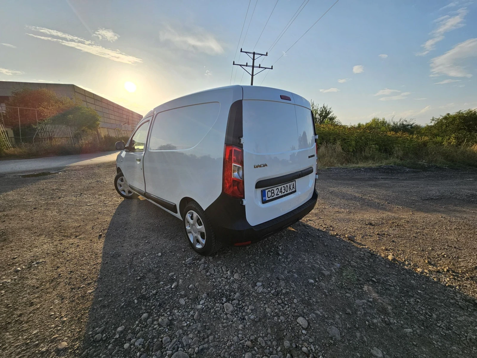 Dacia Dokker 1.6Lpg климатик, снимка 5 - Автомобили и джипове - 55805193