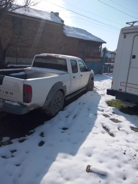 Nissan Navara Frontier 3.3 бензин, снимка 6