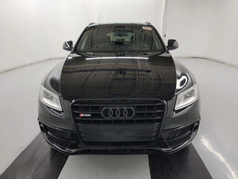 Audi SQ5 PREMIUM PLUS* B&O* PANO* CARBON* LANE ASSIST, снимка 2 - Автомобили и джипове - 48313548