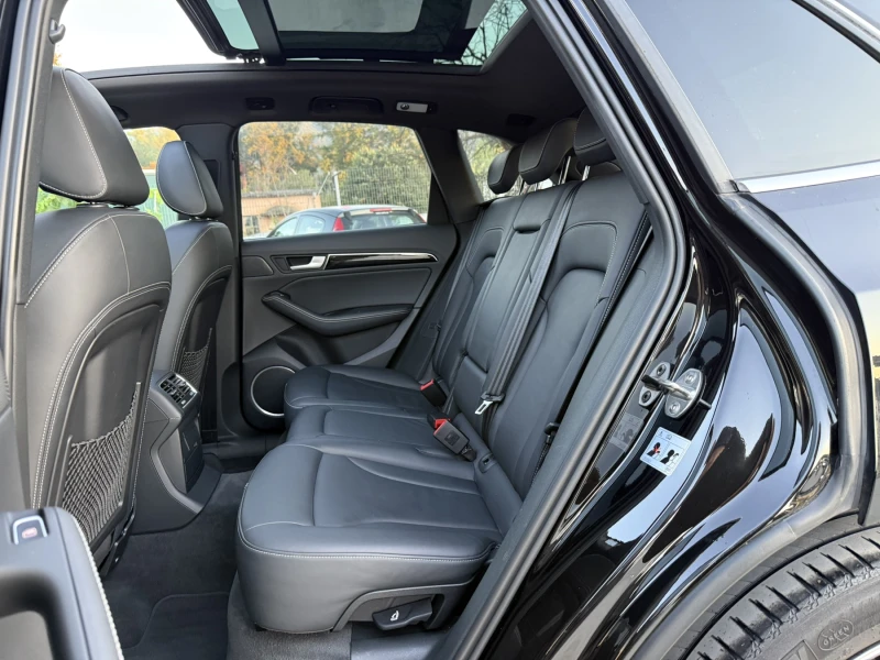 Audi SQ5, снимка 15 - Автомобили и джипове - 51942086