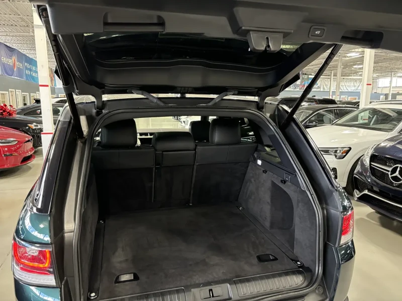 Land Rover Range Rover Sport 4WD TD6 HSE * CARFAX* * АвтоКредит* (ЦЕНА ДО БГ), снимка 6 - Автомобили и джипове - 52551577