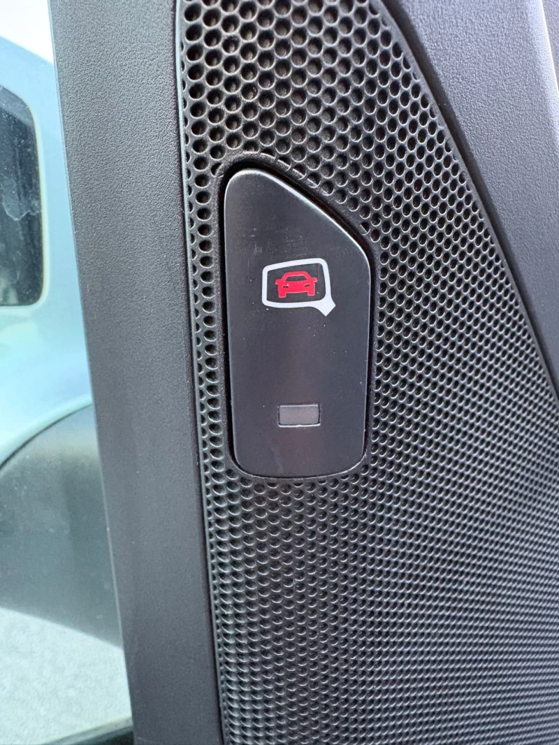 Audi Q5 3.0TDI Quattro* FULL* ЛИЗИНГ* БАРТЕР, снимка 14 - Автомобили и джипове - 53008057