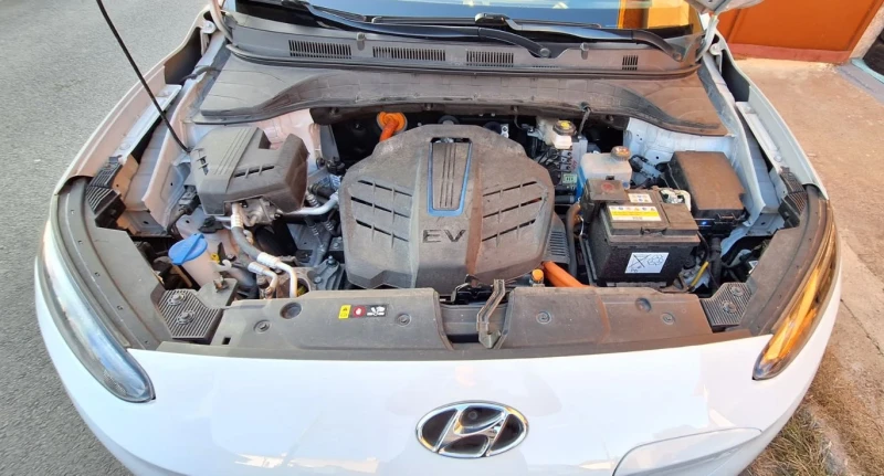 Hyundai Kona Electric Face 64 kWh SOH 100%, снимка 13 - Автомобили и джипове - 53196842