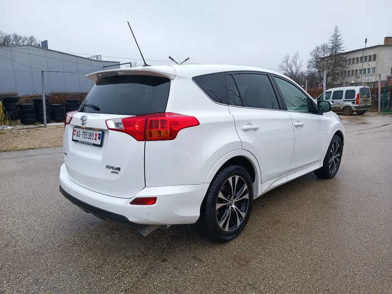Toyota Rav4 2.0i-151кс-ШВЕЙЦАРИЯ-АВТОМАТ-4Х4-KEYLESS-NAVI, снимка 3 - Автомобили и джипове - 53245767